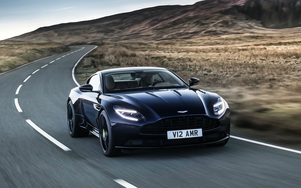 Il lance une pétition pour qu’Aston Martin offre une boîte manuelle