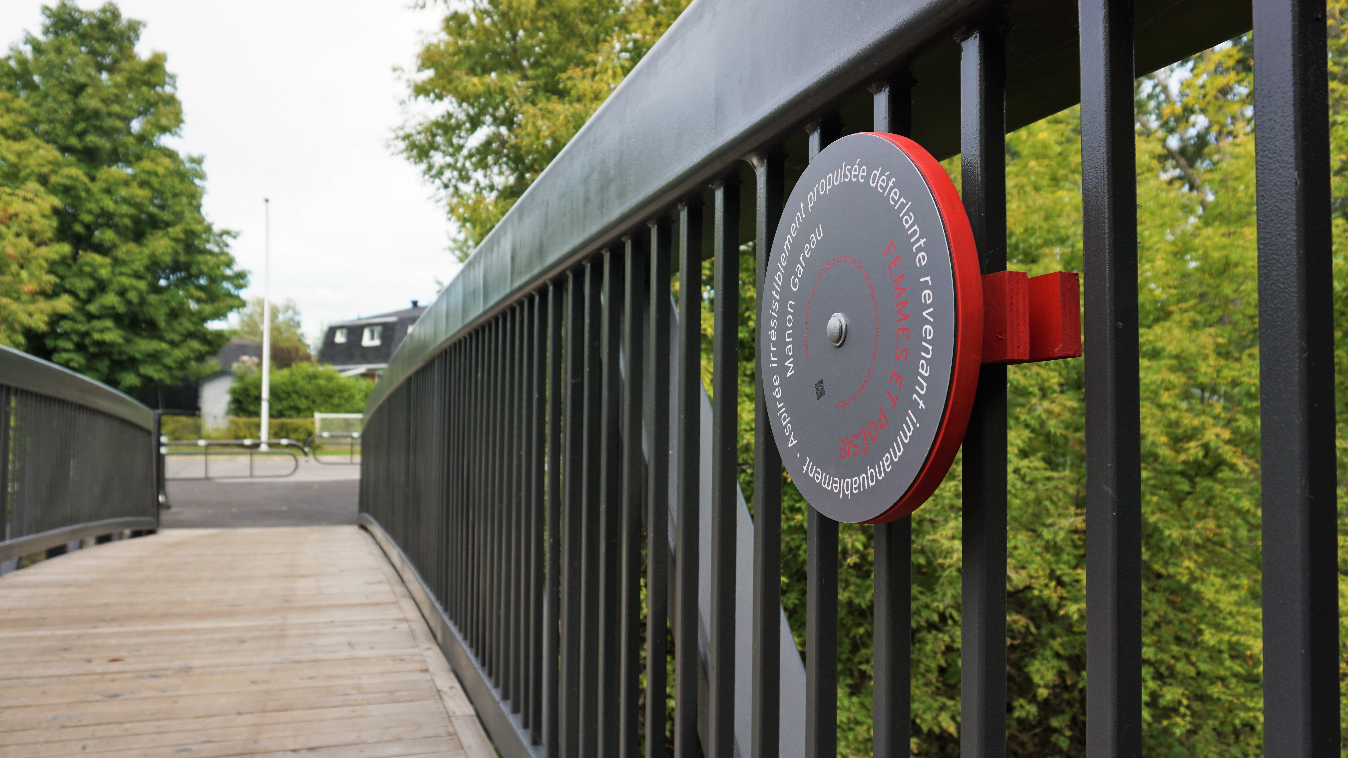 Des femmes s&rsquo;approprient l&rsquo;espace public par l&rsquo;art à Sainte-Catherine
