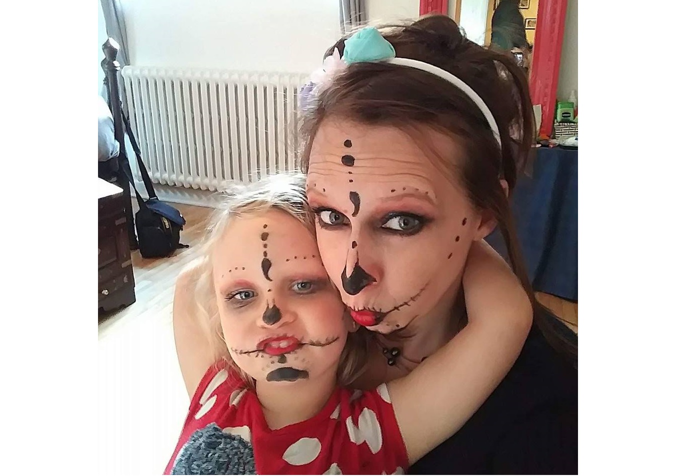 Des citoyens recréent l’Halloween pour une mère et sa fille