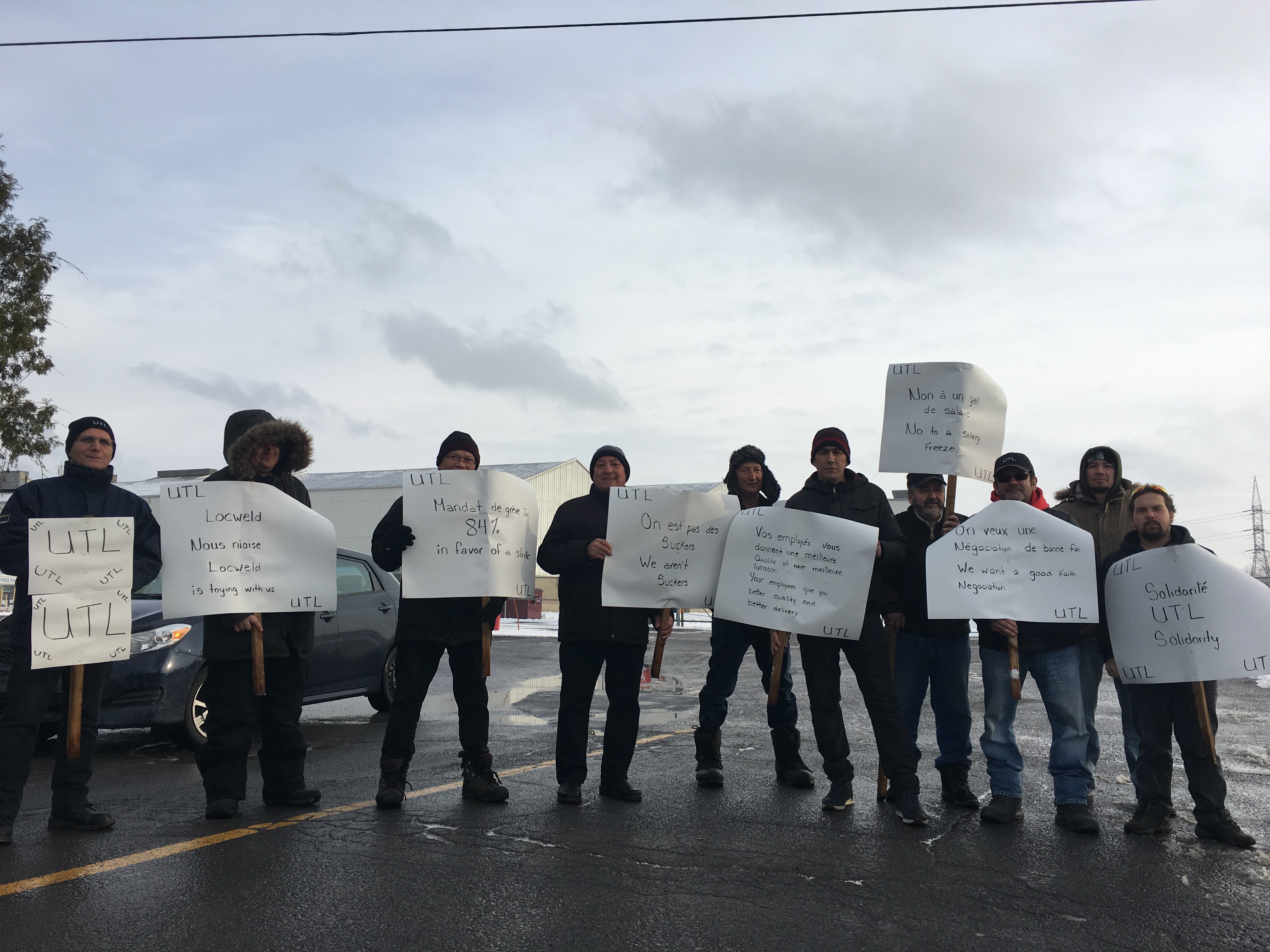 Les travailleurs de l’usine Locweld en grève