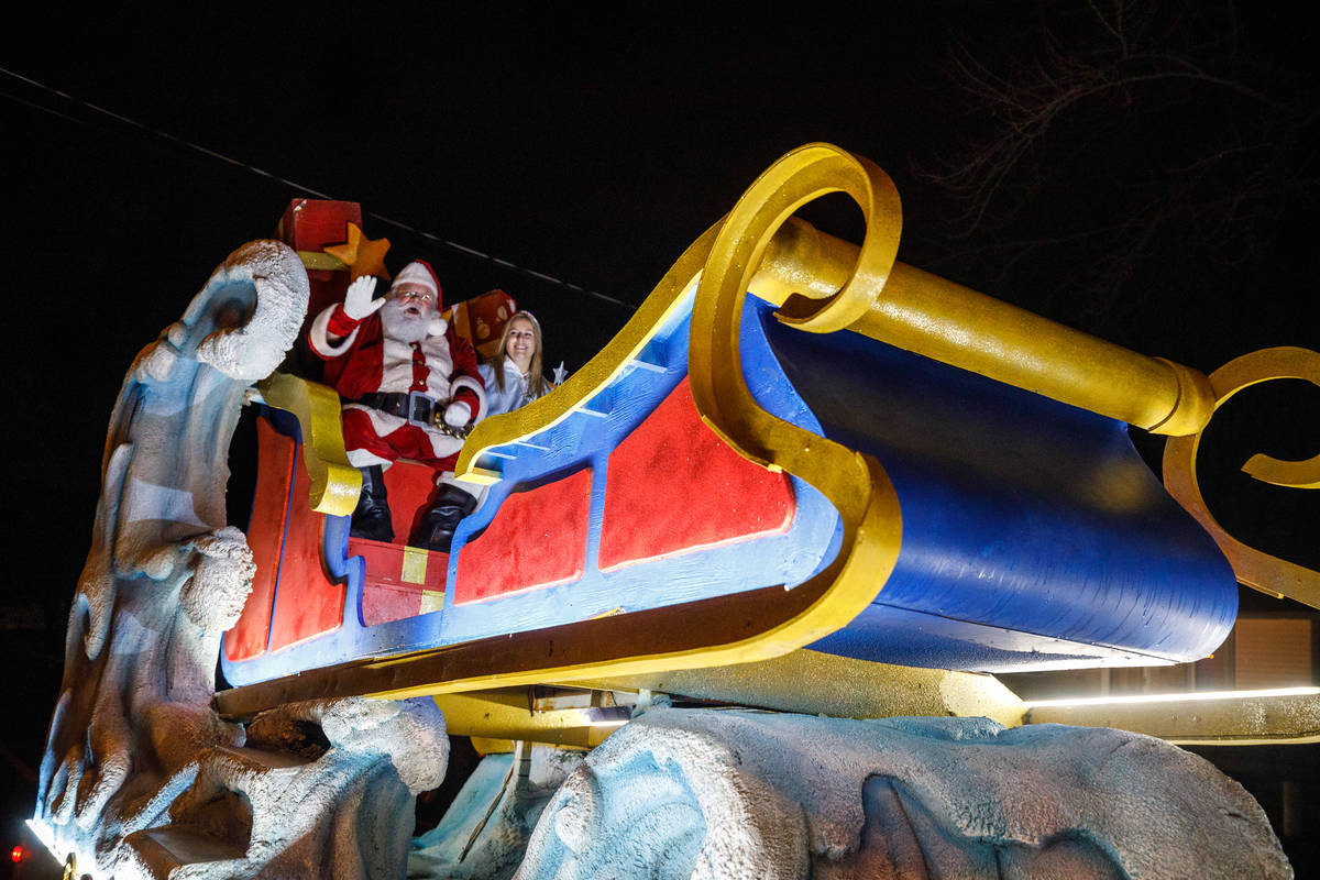 La parade du père Noël à Delson en images