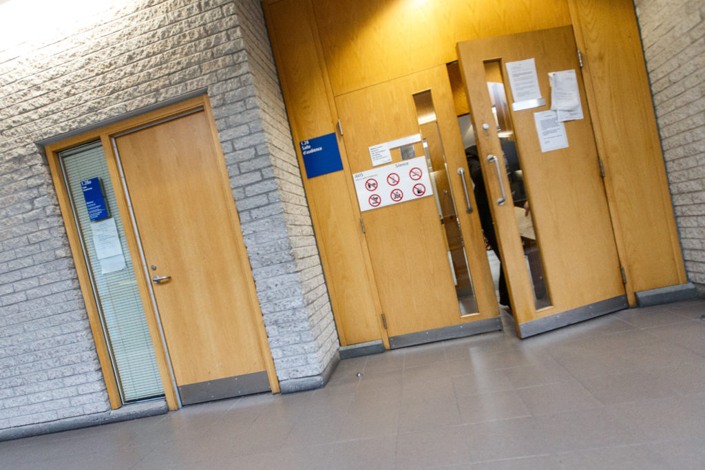 Un avocat de Brossard coupable de voies de fait sur un confrère