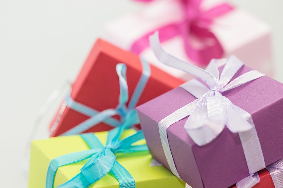 Échanger ou rembourser un cadeau : les commerçants sont-ils obligés ?