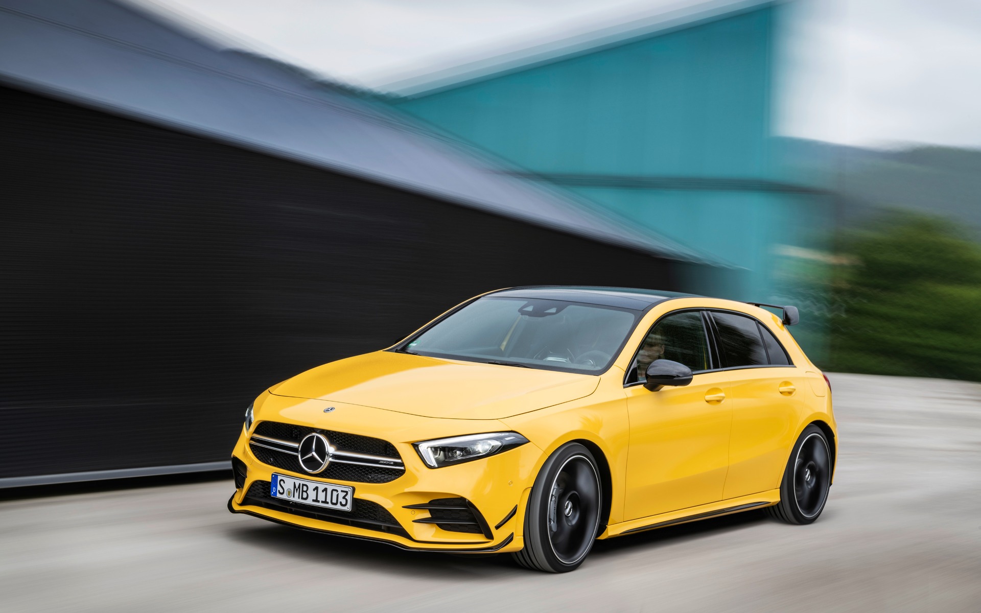 Jusqu&rsquo;à 421 chevaux pour la Mercedes-AMG A 45