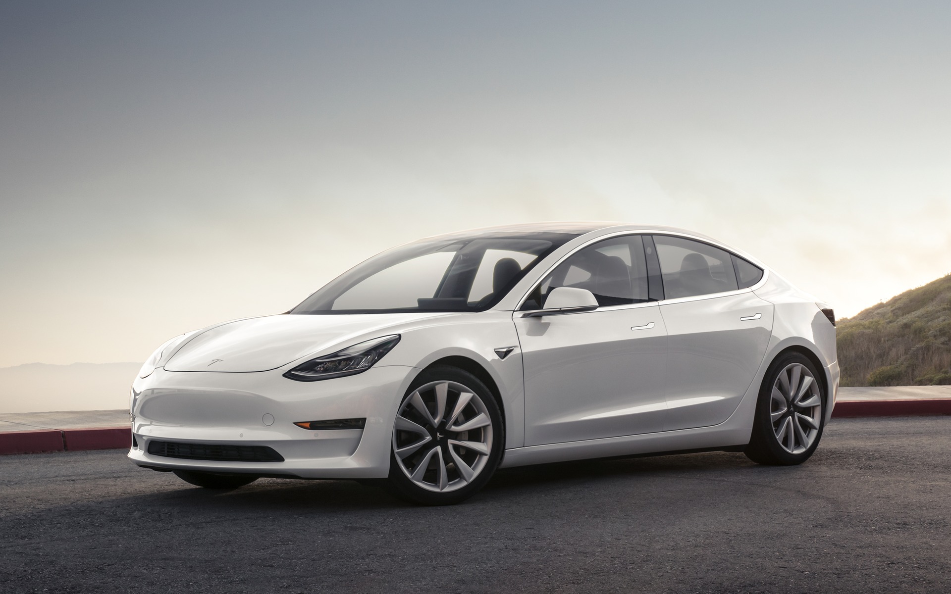 Tesla Model 3 : huitième voiture la plus vendue au Canada en 2018