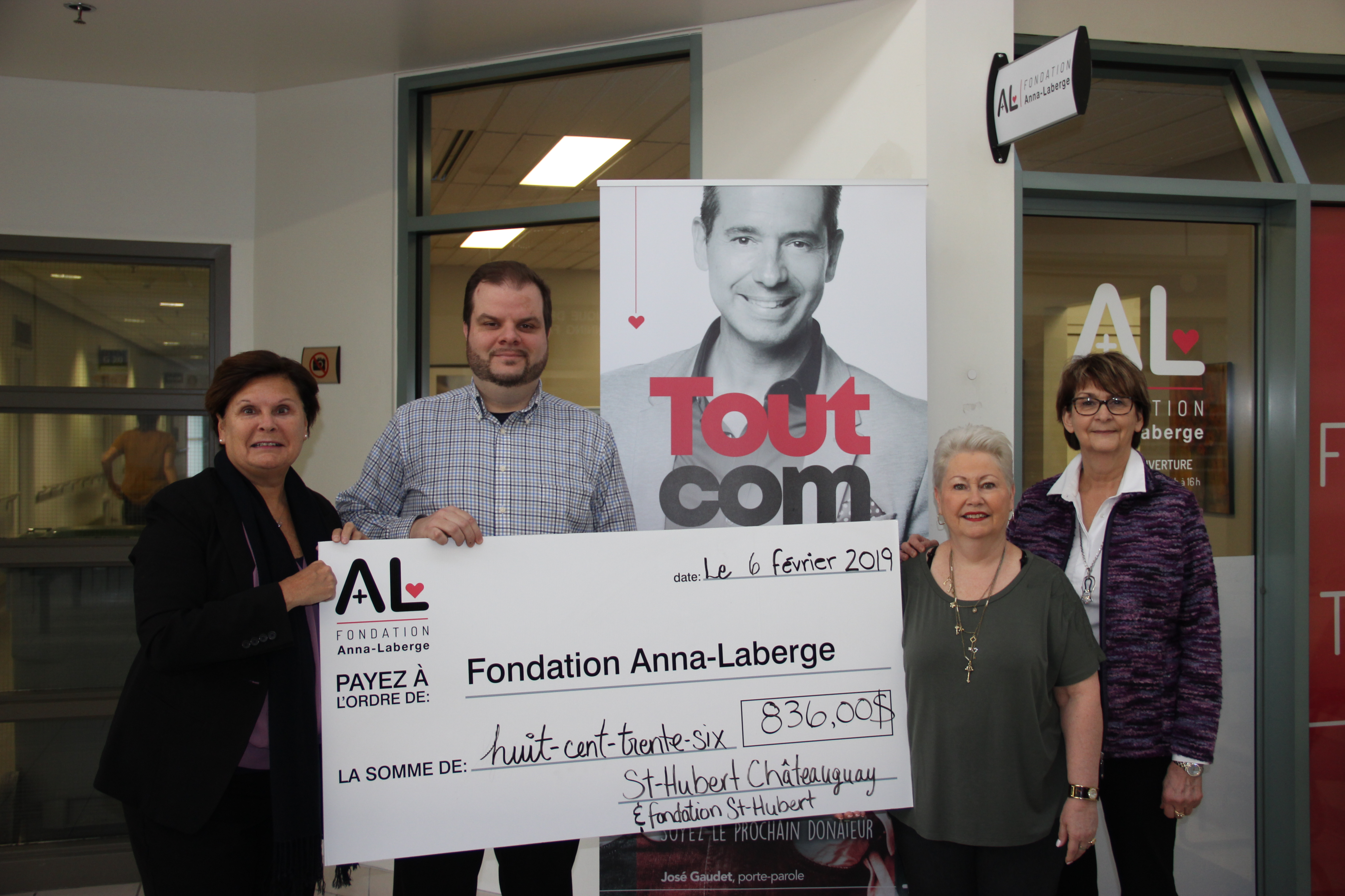 La Rôtisserie Saint-Hubert à Châteauguay épaule la Fondation Anna-Laberge