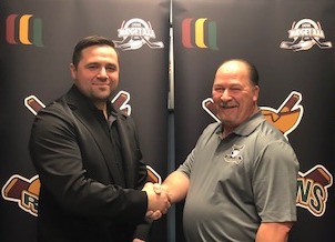 L’entraîneur-chef et le directeur général quittent les Riverains