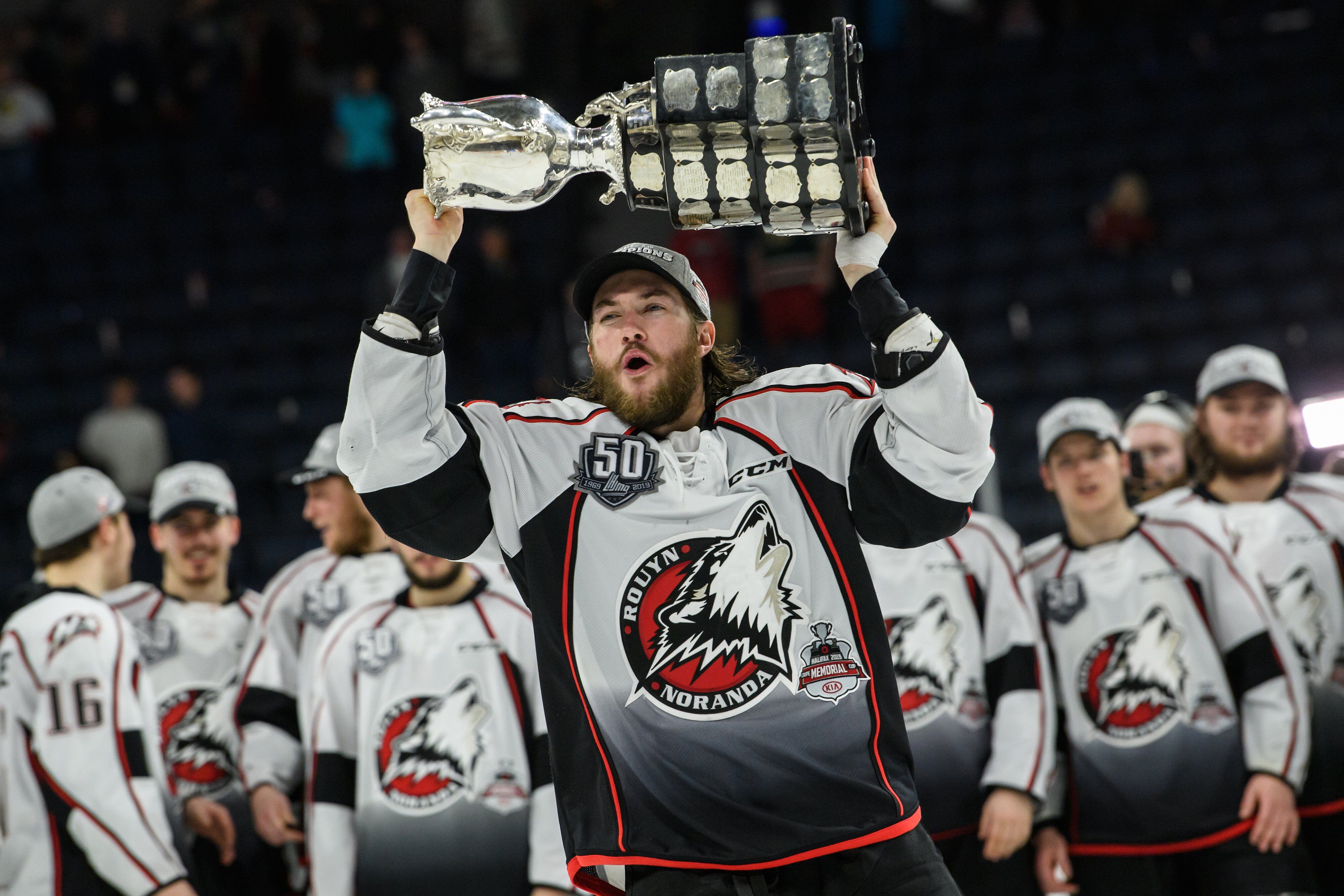 William Cyr et les Huskies remportent la Coupe Memorial