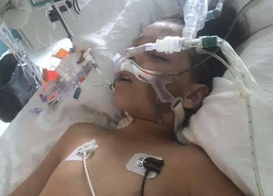 «Continuez de nous envoyer vos bonnes énergies !!!!» – La maman du garçon gravement blessé à Mercier