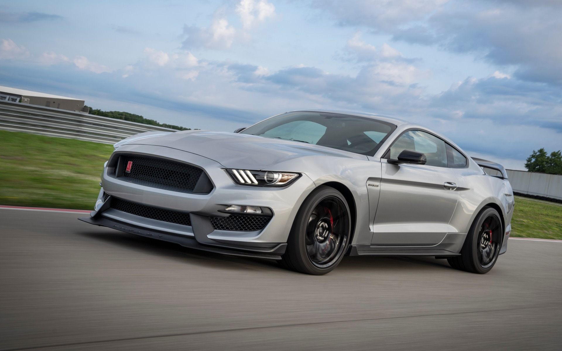 La Ford Mustang Shelby GT350R 2020 aiguise ses réflexes