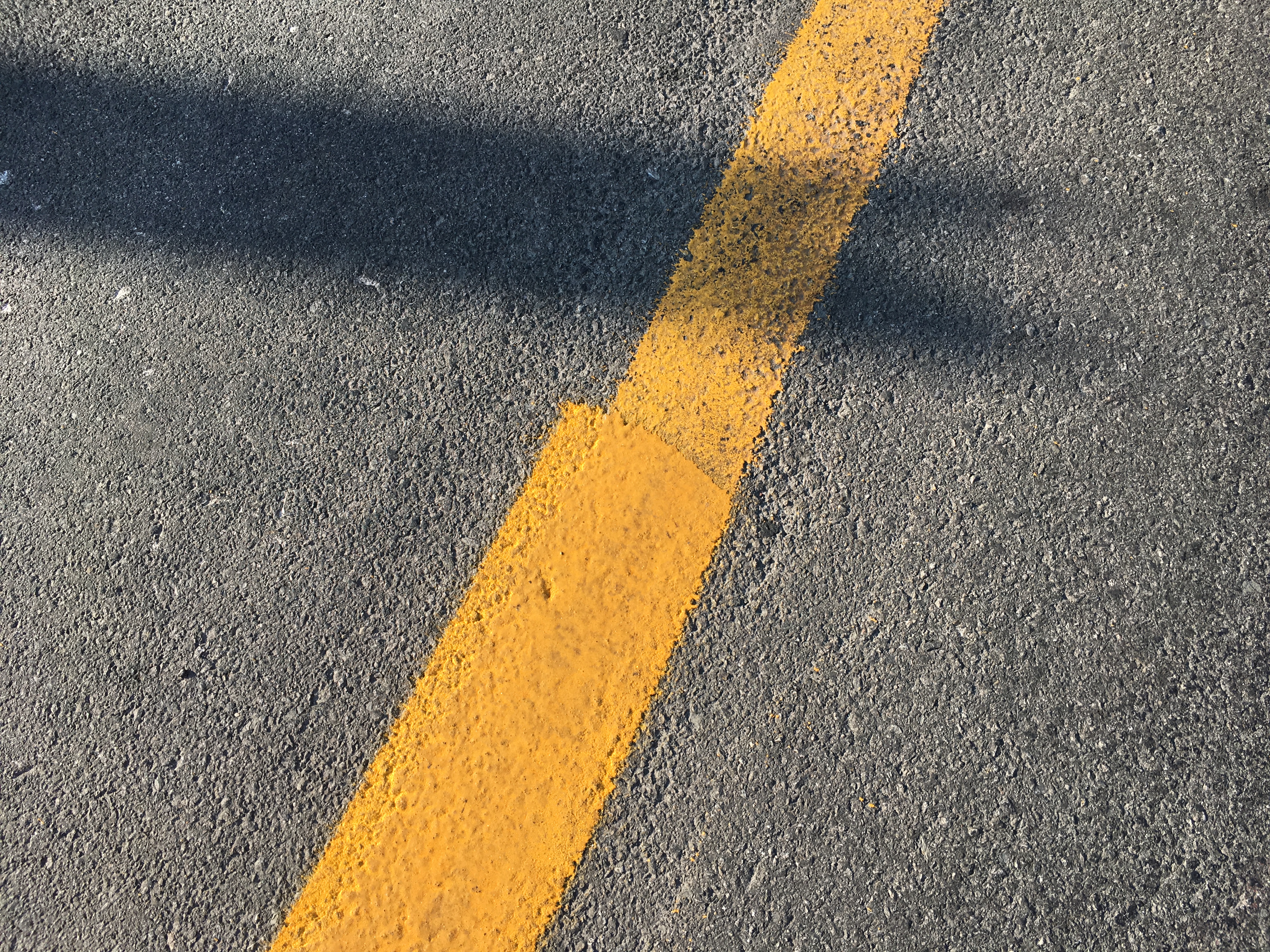 Des lignes de rue plus minces que la largeur obligatoire