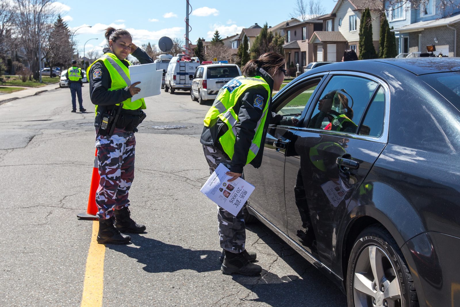 Présenter son assurance automobile en format numérique à la police