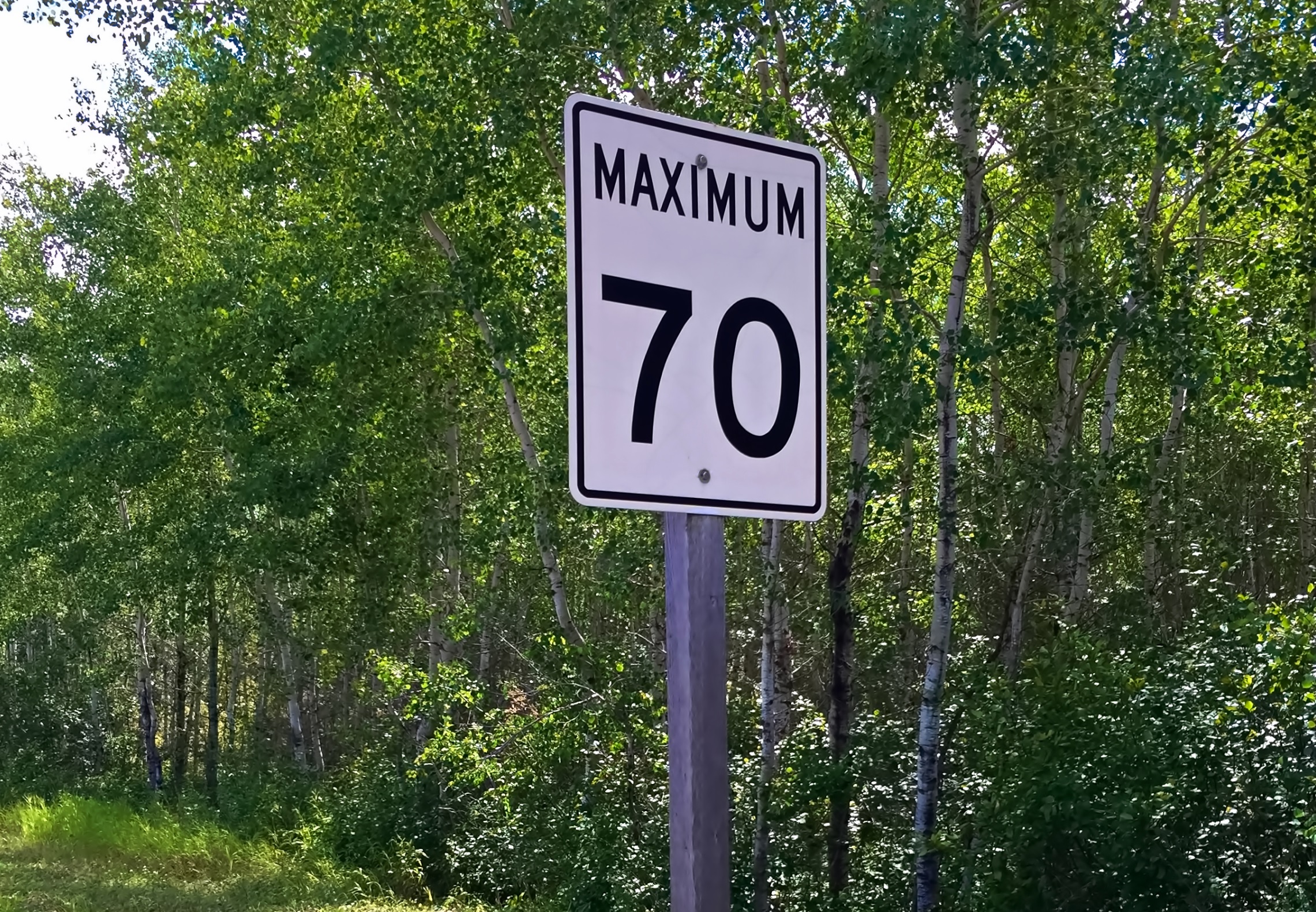 La vitesse réduite à 70 km/h sur la rue Principale à Saint-Mathieu