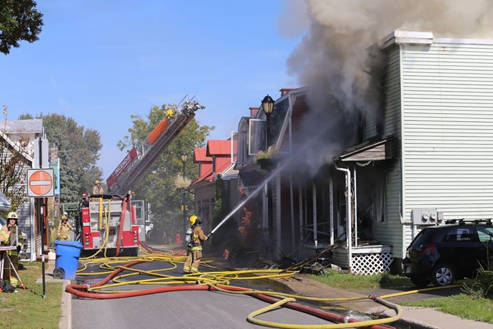 Incendie majeur dans le Vieux-La Prairie