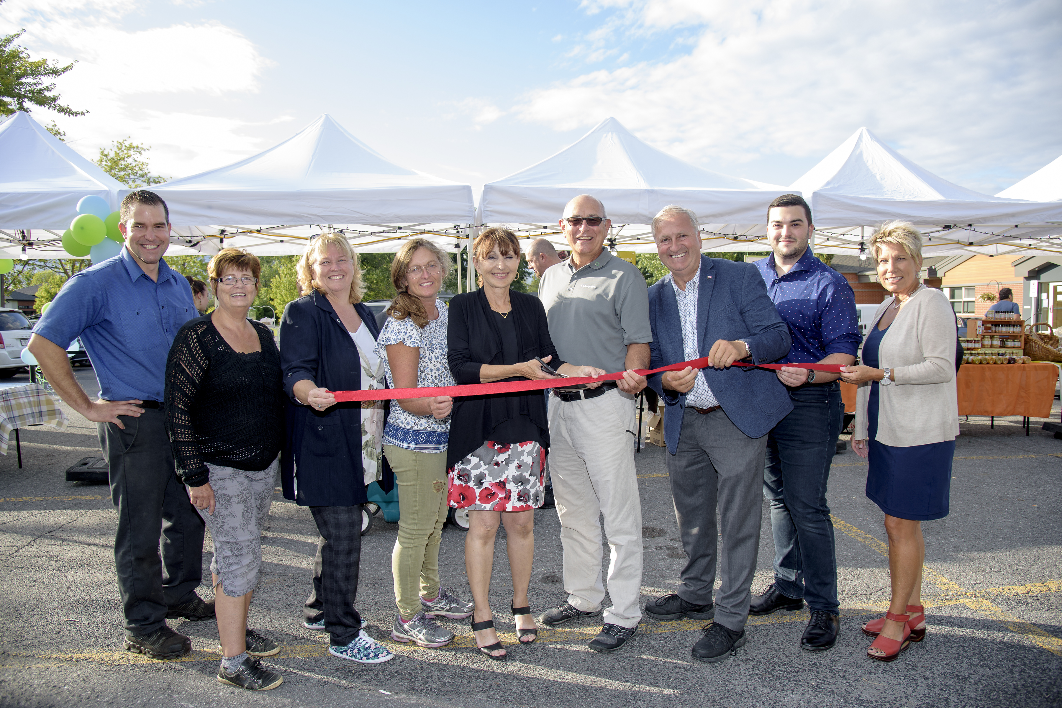 Un marché public s&rsquo;installe à Saint-Philippe