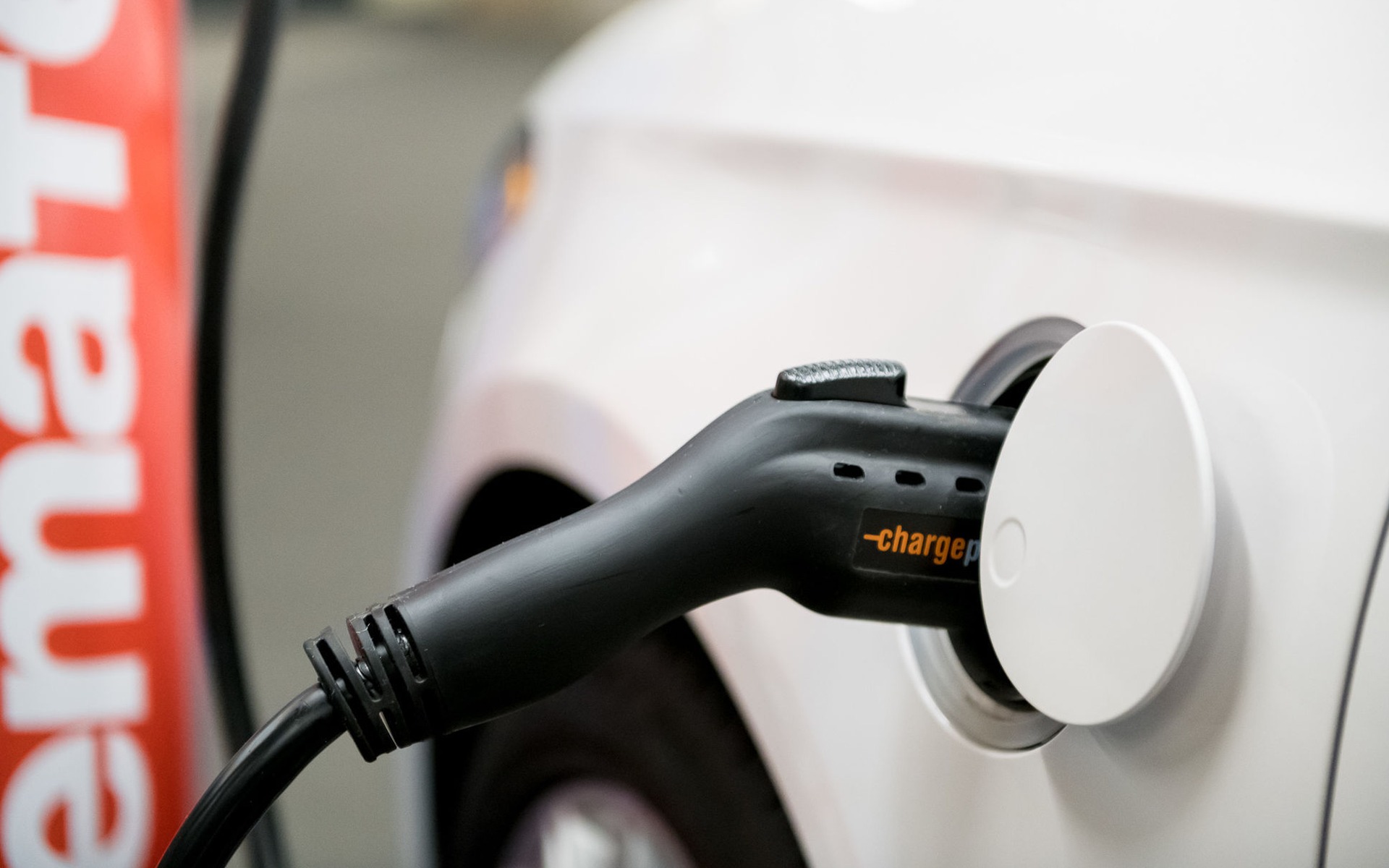 Augmentation fulgurante du nombre de voitures électriques au Québec