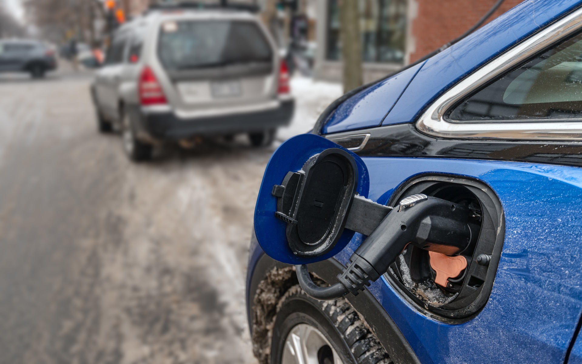 En route vers 100 000 véhicules électriques au Québec : et après?