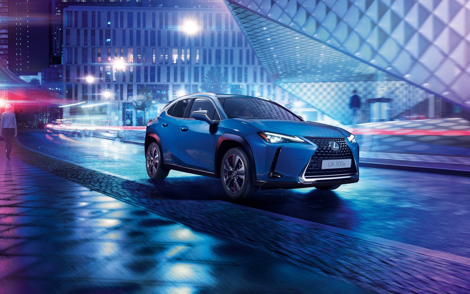 Lexus dévoile son premier véhicule électrique, l’UX 300e