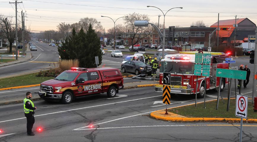 Un conducteur fauche un poteau à La Prairie après un malaise