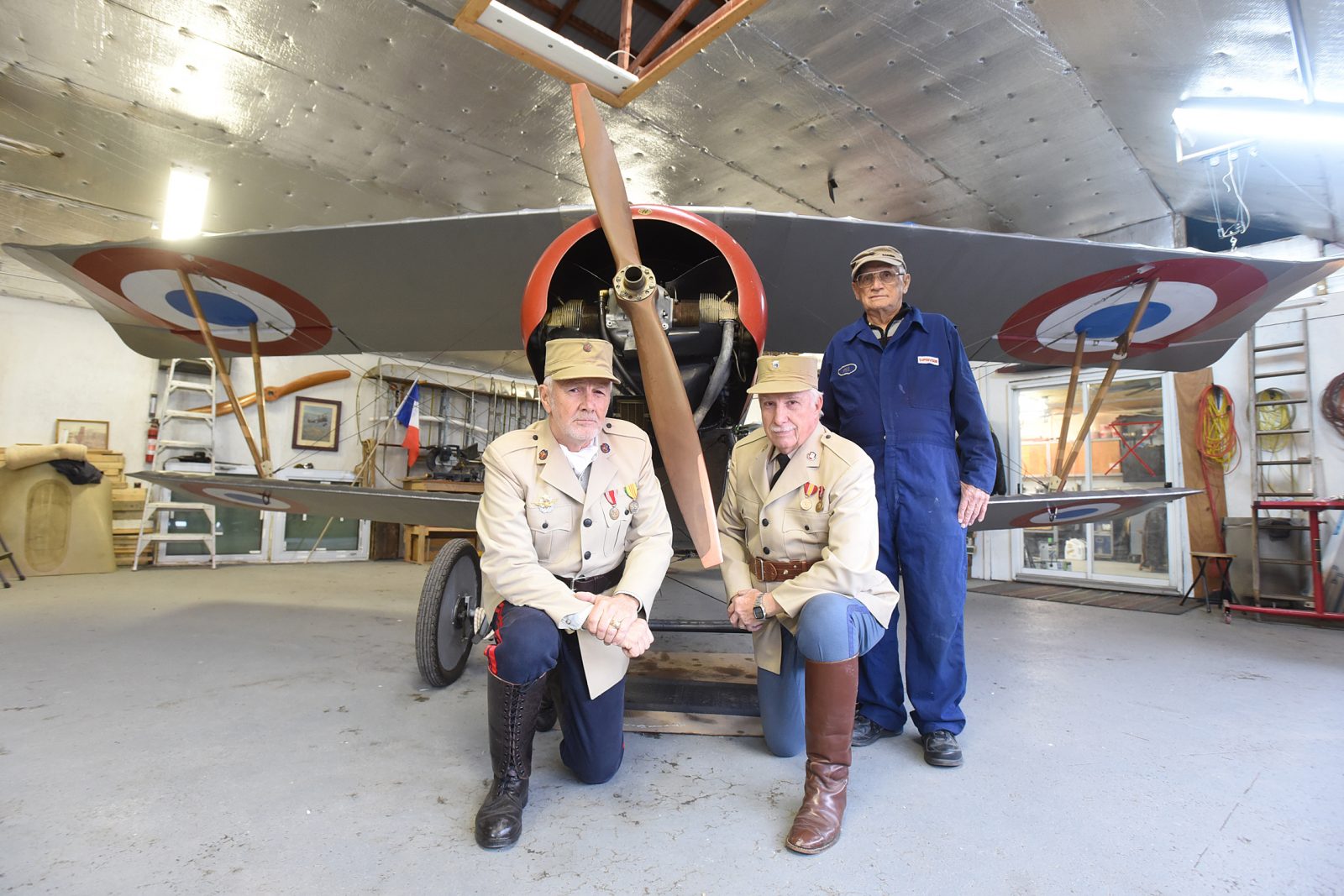 Une passion pour les avions d’époque transmise de père en fils