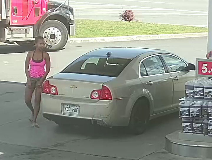 Une suspecte de vol d’essence recherchée par la police