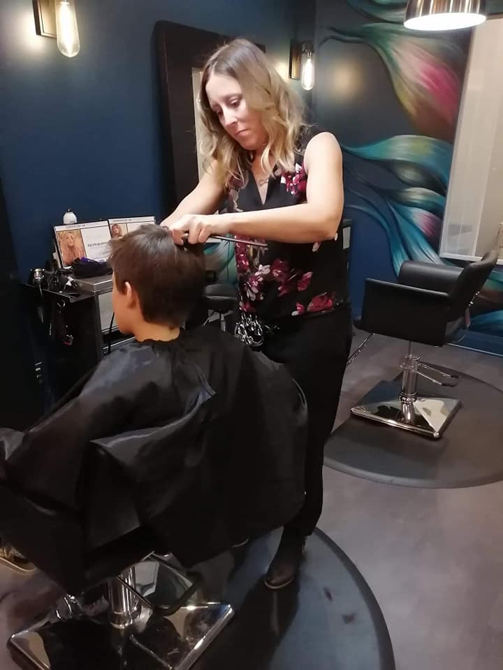 Une fée marraine de La Prairie dorlote des enfants de centre jeunesse