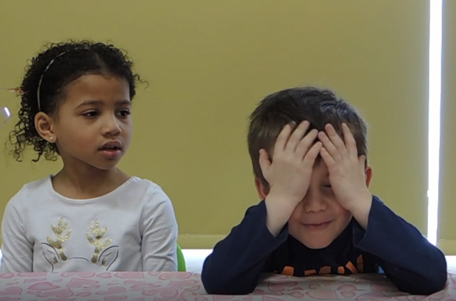 EN VIDÉO – Les tout-petits nous parlent de l&rsquo;amour