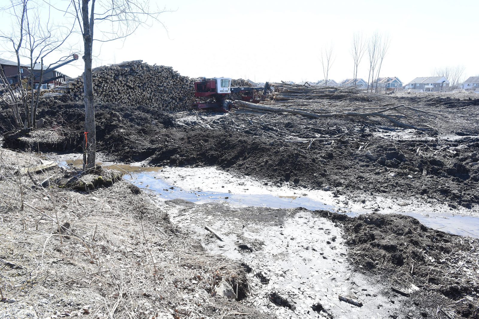 Terrains municipaux : la CMM unanime contre l’exigence du gouvernement