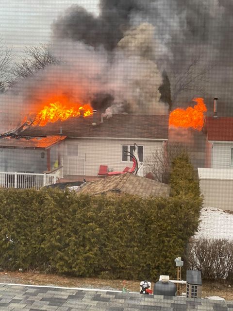 Maison incendiée à La Prairie