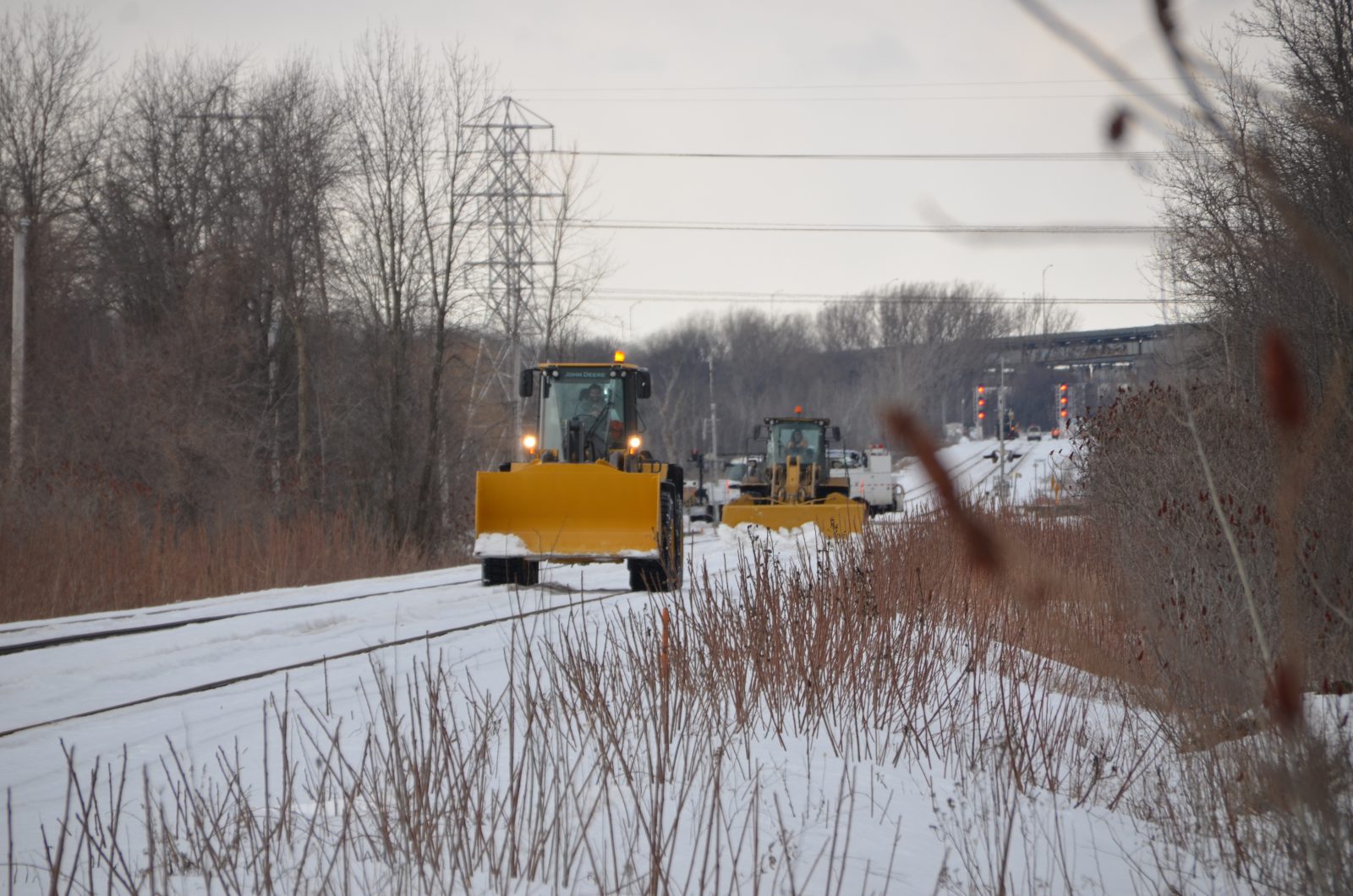 Le CP inspecte les rails à Kahnawake