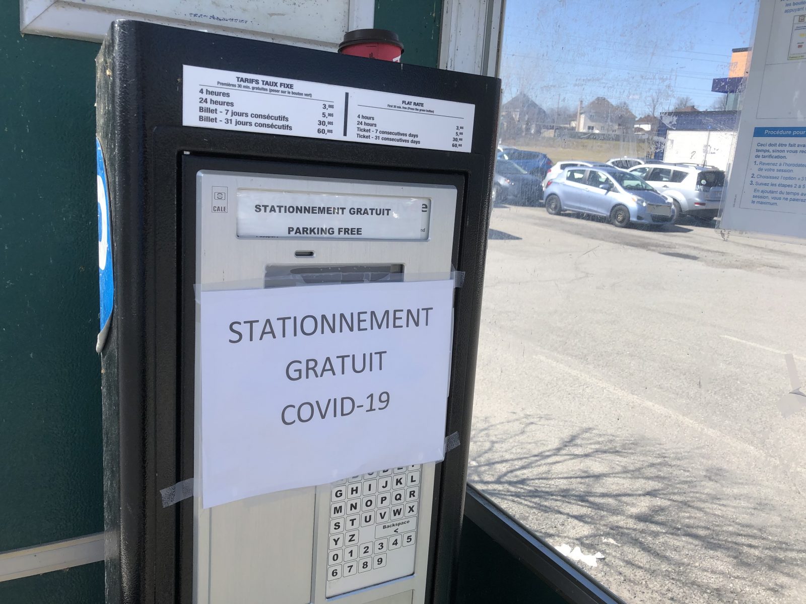COVID-19 : stationnement gratuit à l’hôpital, CLSC et CHSLD du CISSSMO
