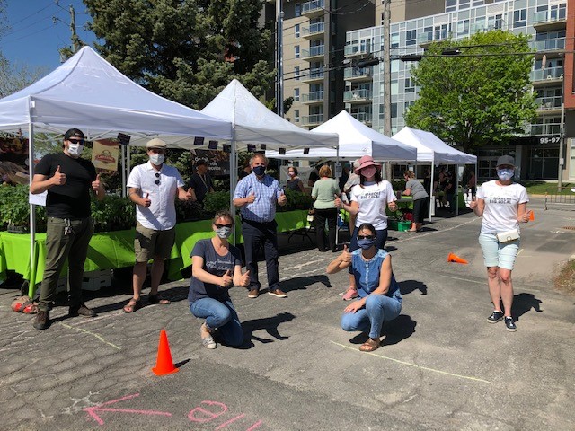 Plus de 200 personnes à l’ouverture du Marché bio-local à Candiac
