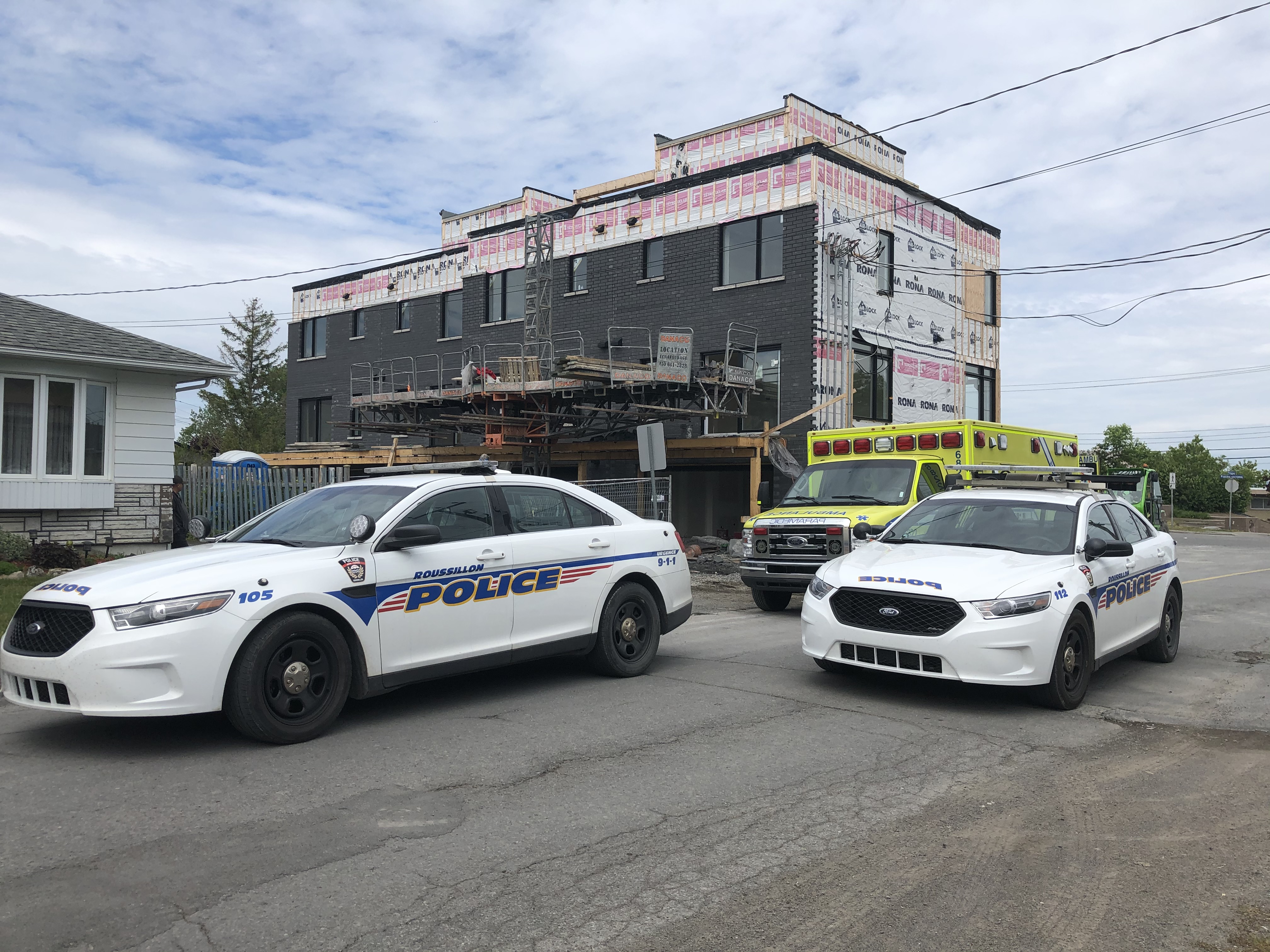 Un homme chute sur un chantier à Sainte-Catherine