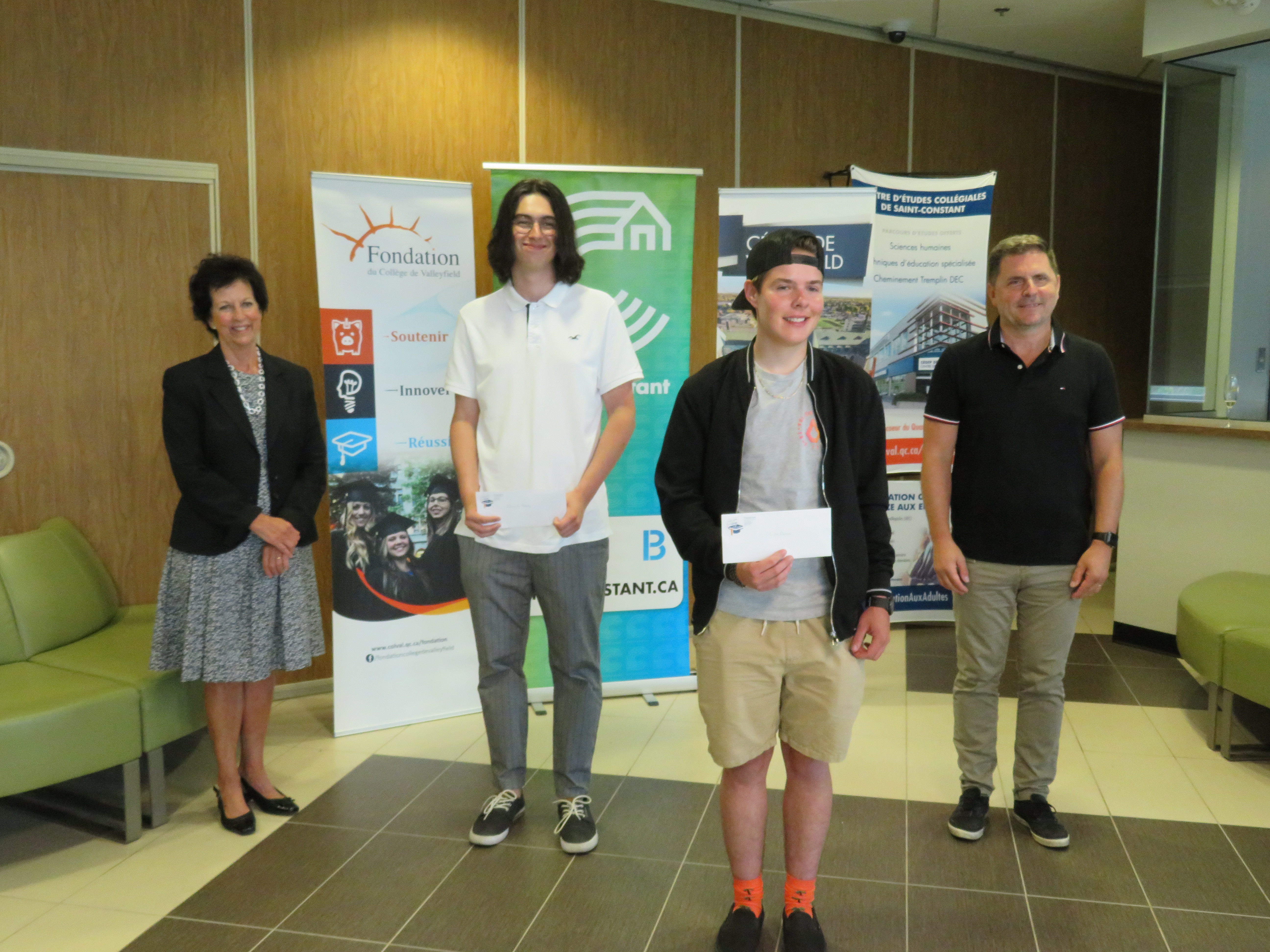 VIDÉO – Des prix pour deux étudiants au cégep à Saint-Constant