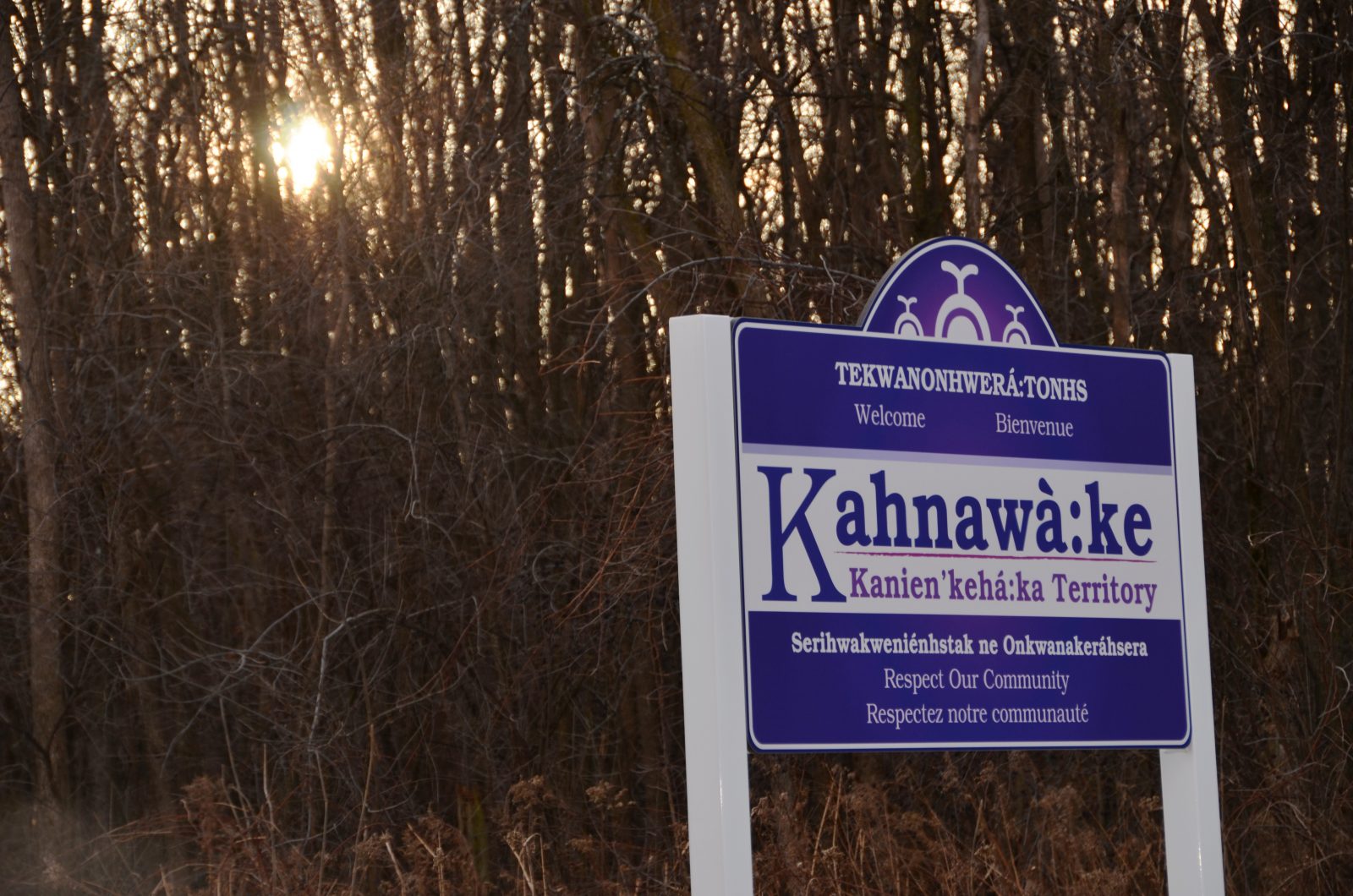 Kahnawake rouvre seulement pour le commerce