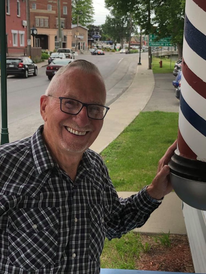 À un cheveu de la retraite