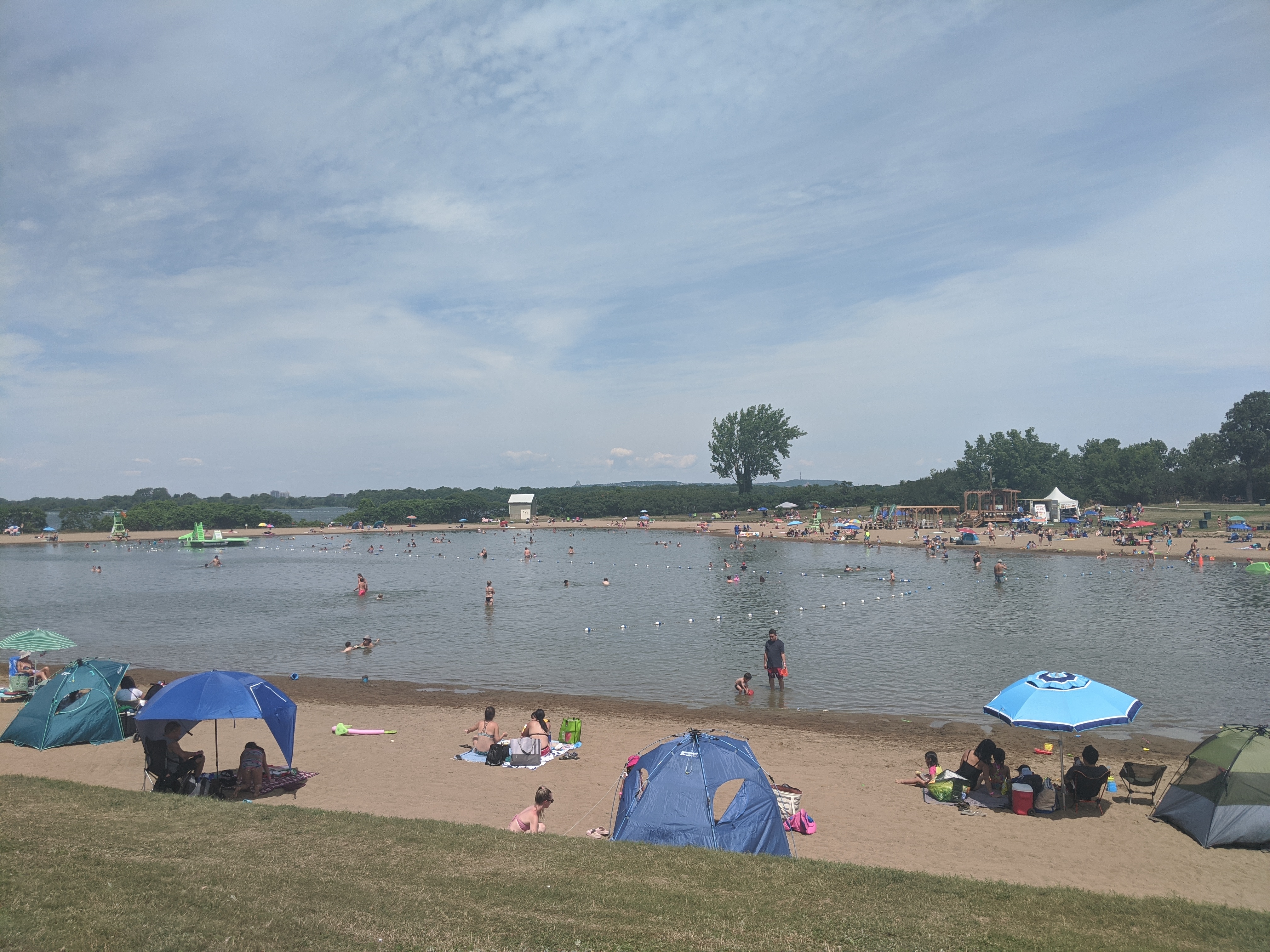 La plage du RécréoParc rouvre plus tôt que prévu