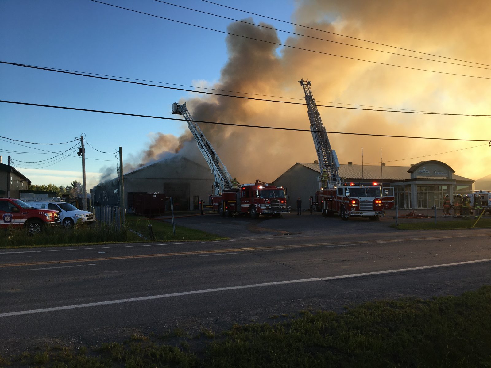 VIDÉO – Violent incendie à Saint-Michel