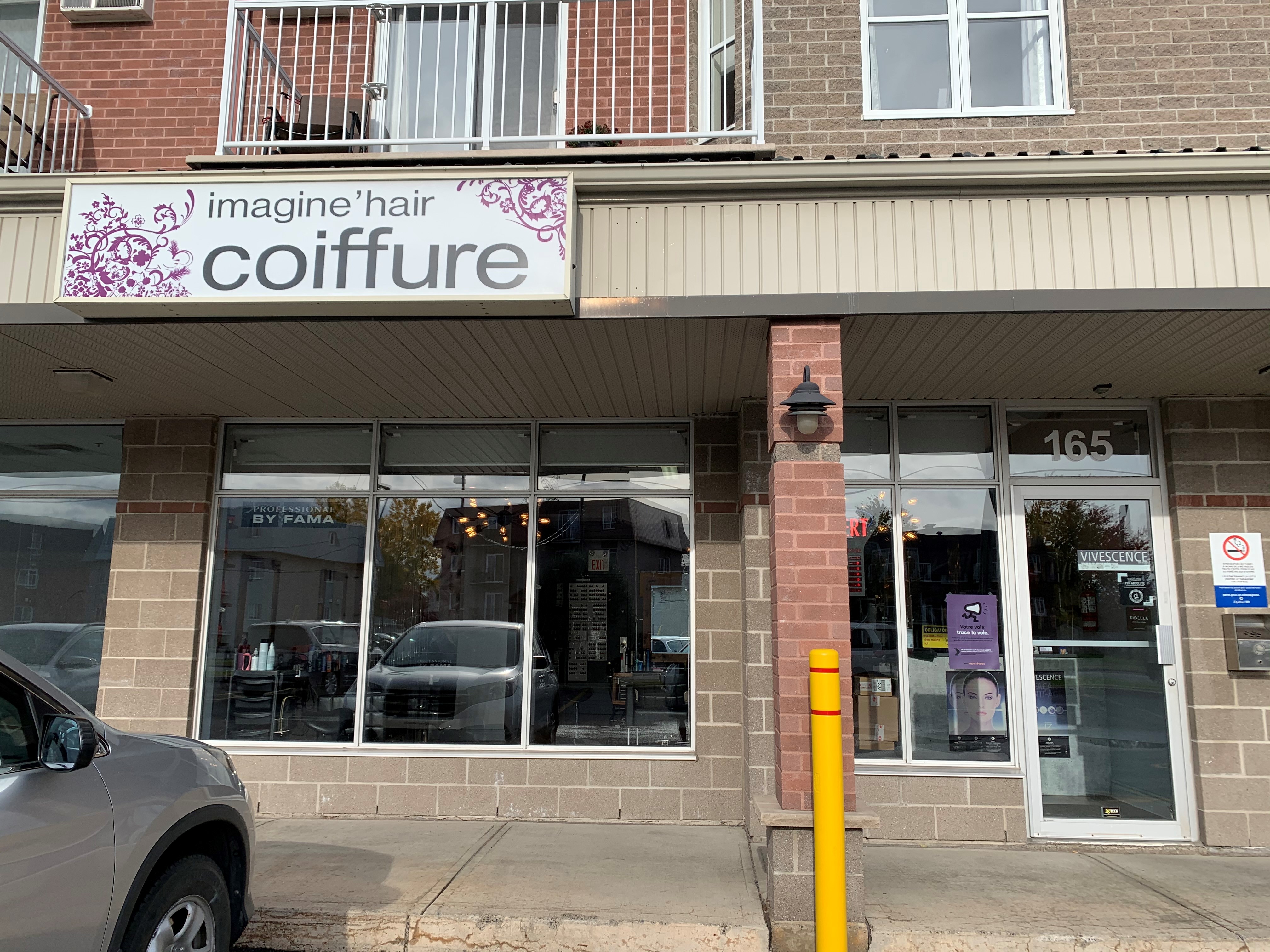 Pas de cas de COVID-19 au salon de coiffure situé à côté d&rsquo;une résidence touchée