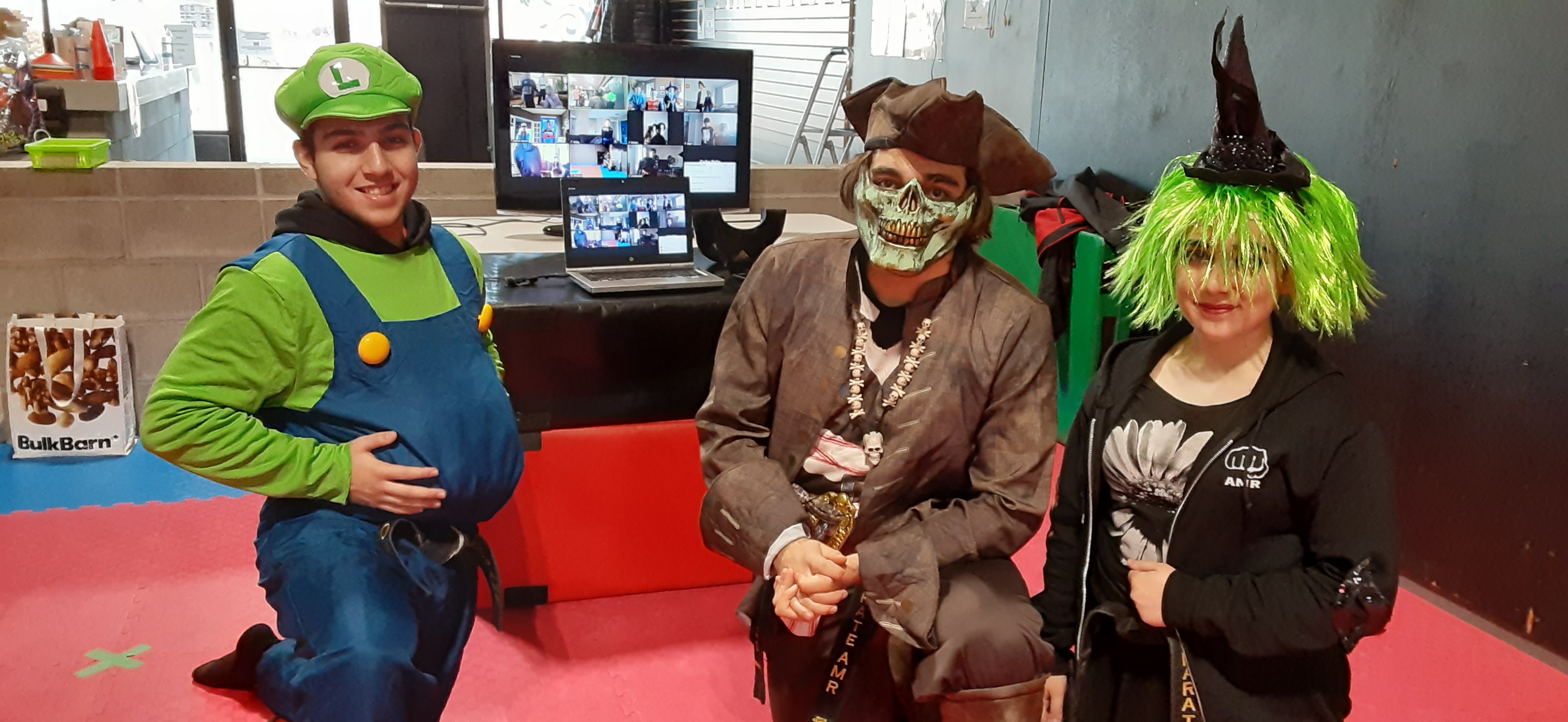 VIDÉOS – Le Centre d’arts martiaux Roussillon à La Prairie fête l’Halloween à sa façon