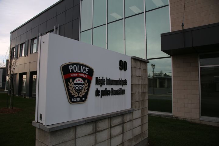 Les policiers et la Régie intermunicipale Roussillon s&rsquo;entendent pour cinq ans