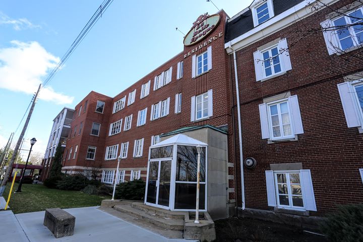 COVID-19 : une dizaine de résidents supplémentaires infectés à La belle époque à La Prairie