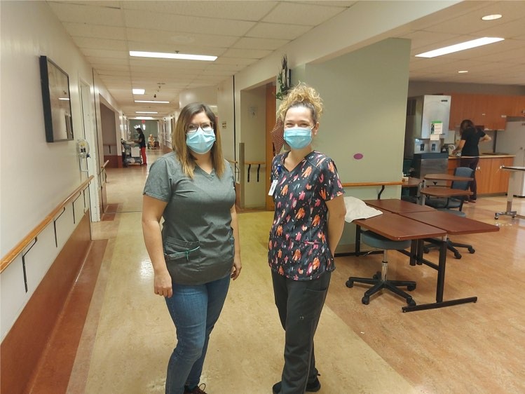 L’appel du premier ministre lui permet de remplir une promesse faite à sa marraine