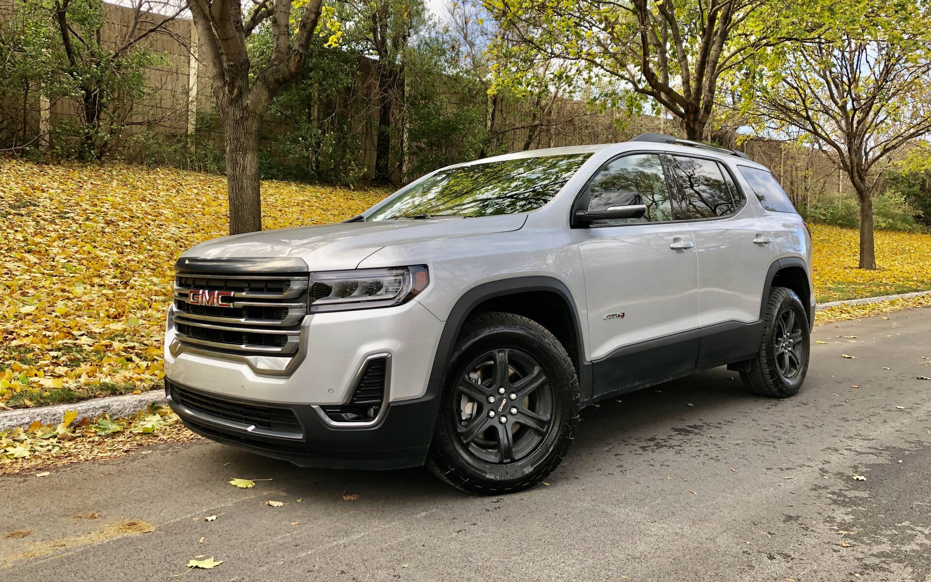 GMC Acadia 2020 AT4: une miette de testostérone