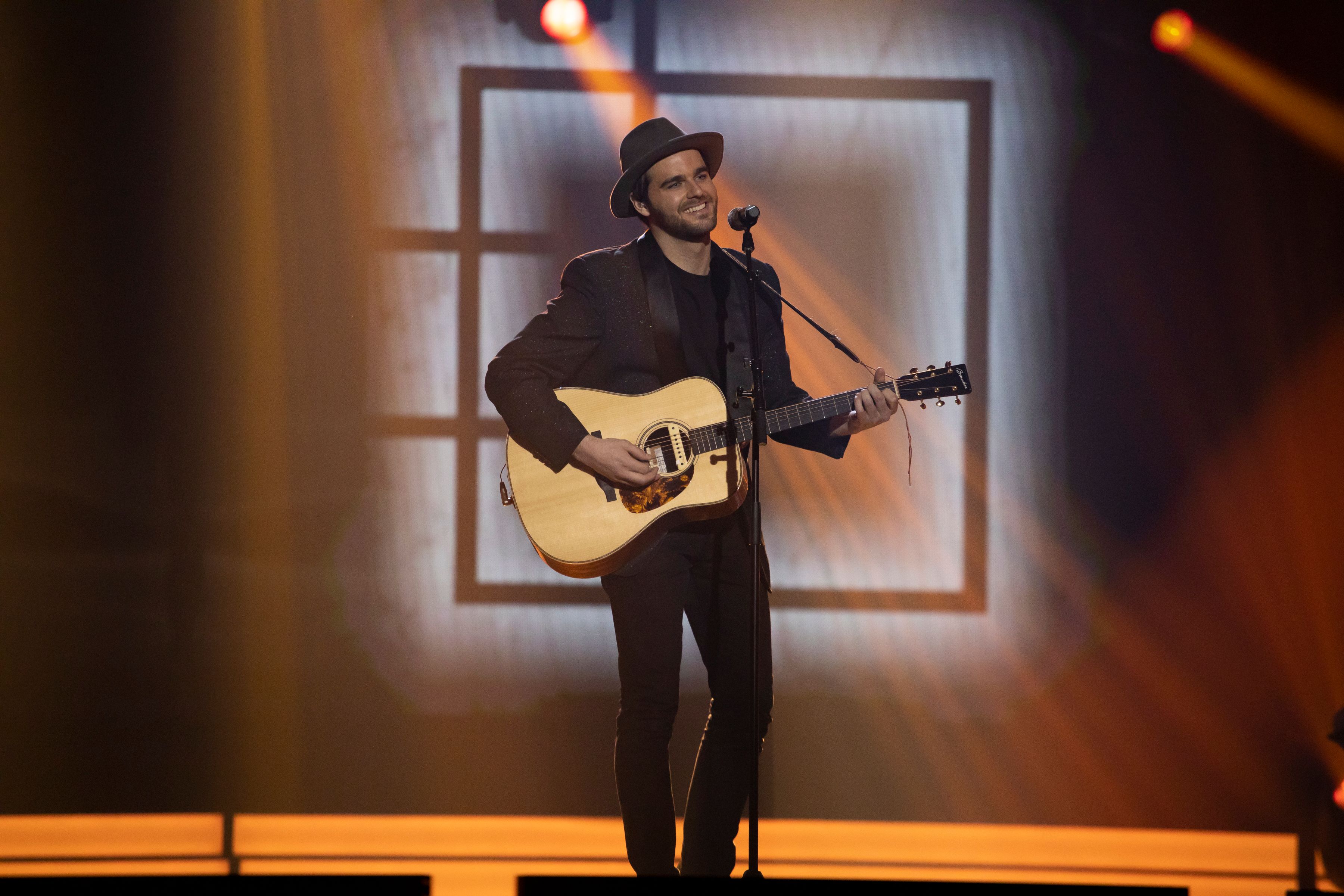 Guillaume Lafond de Star Académie soutenu dans la région