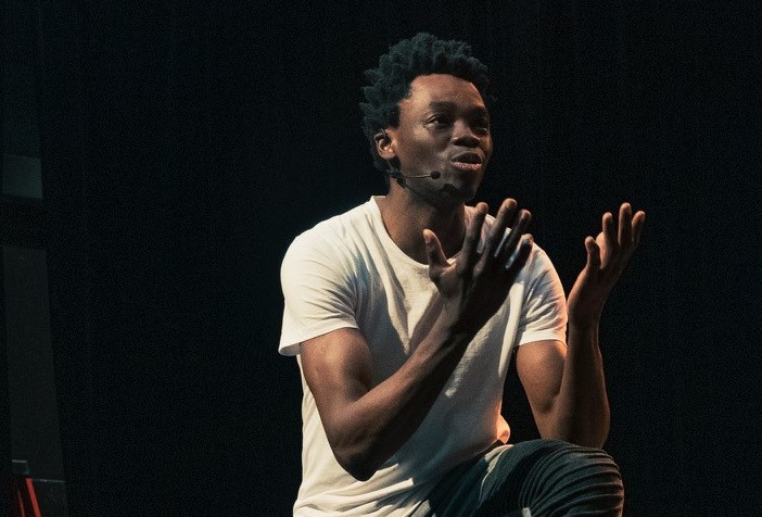 Les r&ecirc;ves communs d'un Ch&acirc;teauguois africain, d'un Mohawk et d'une homosexuelle