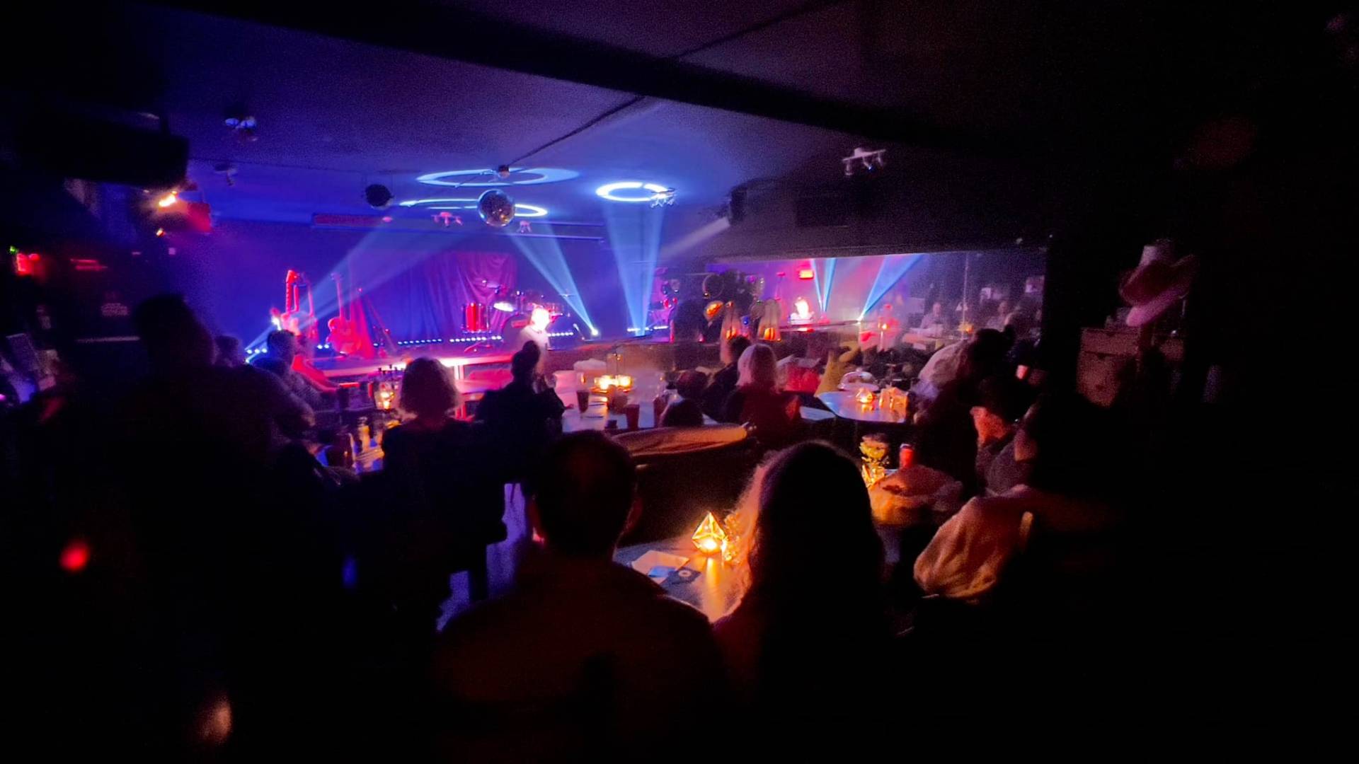 Salle Carpe Diem : l’art de la rencontre