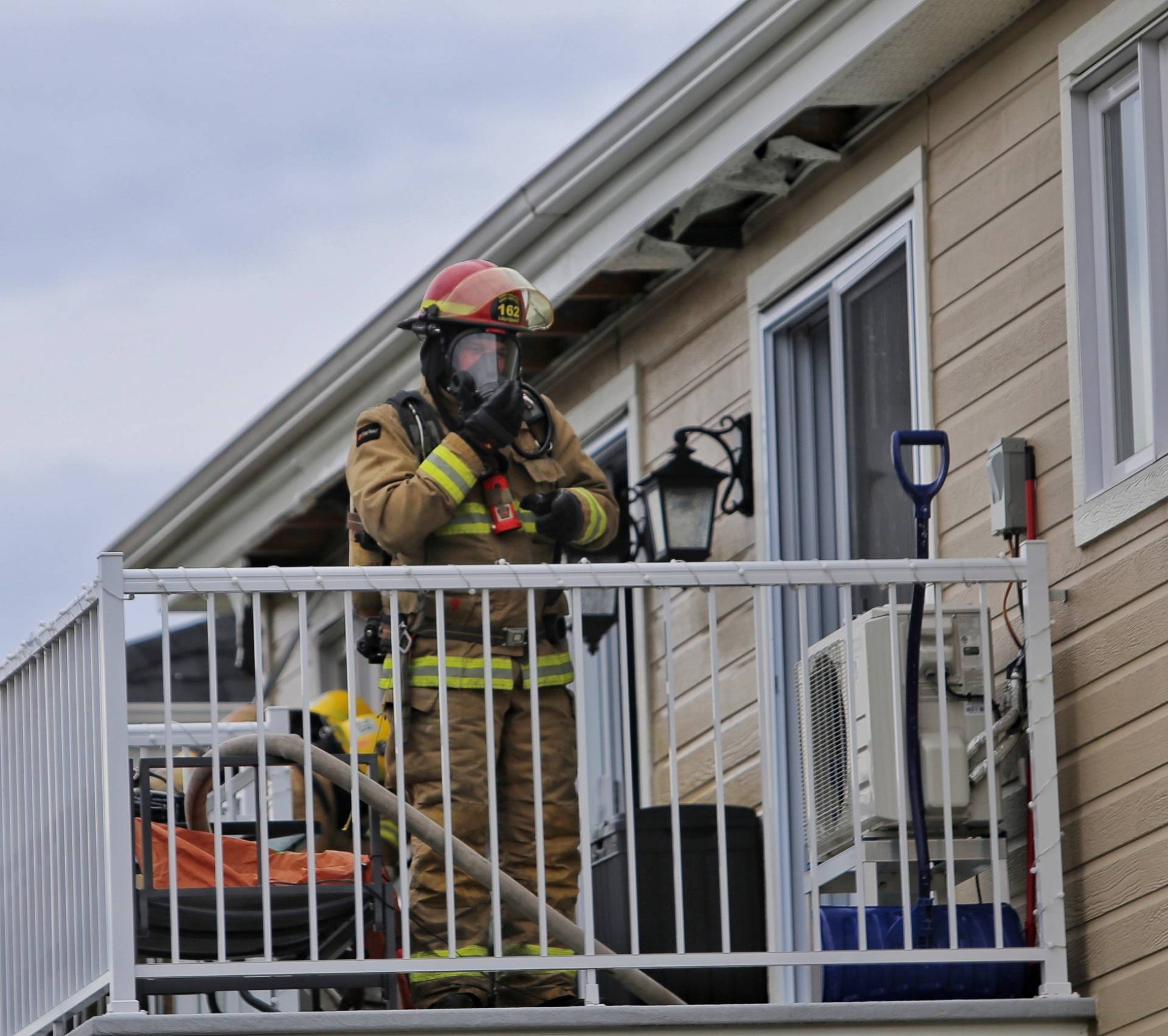 VIDÉO – Incendie d&rsquo;un bâtiment résidentiel à Saint-Mathieu
