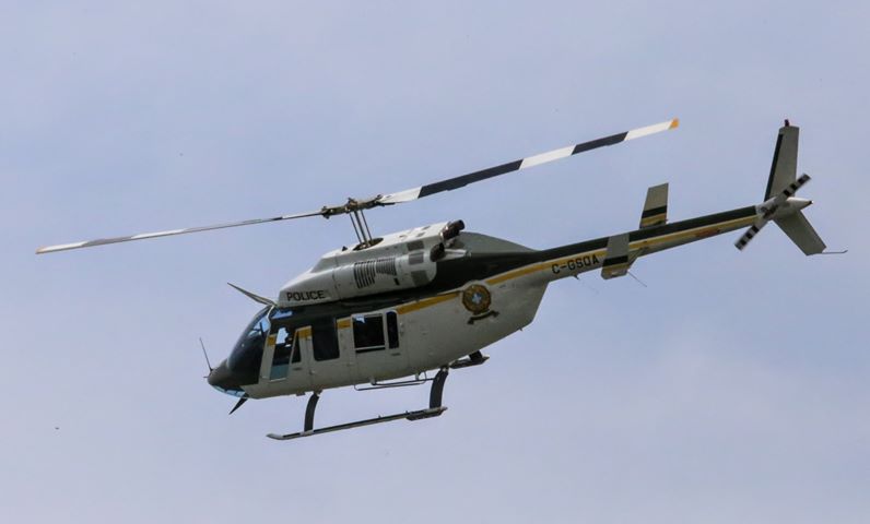 Un hélicoptère de la Sûreté du Québec présent à des fins de formation près de La Prairie