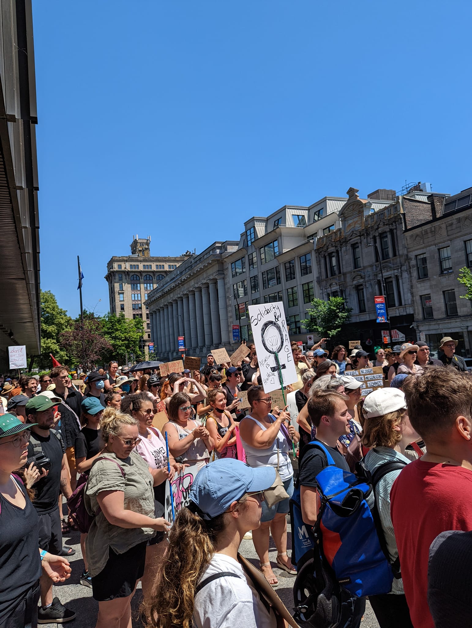 Avortement : le Centre de femmes l’Éclaircie à Sainte-Catherine se mobilise